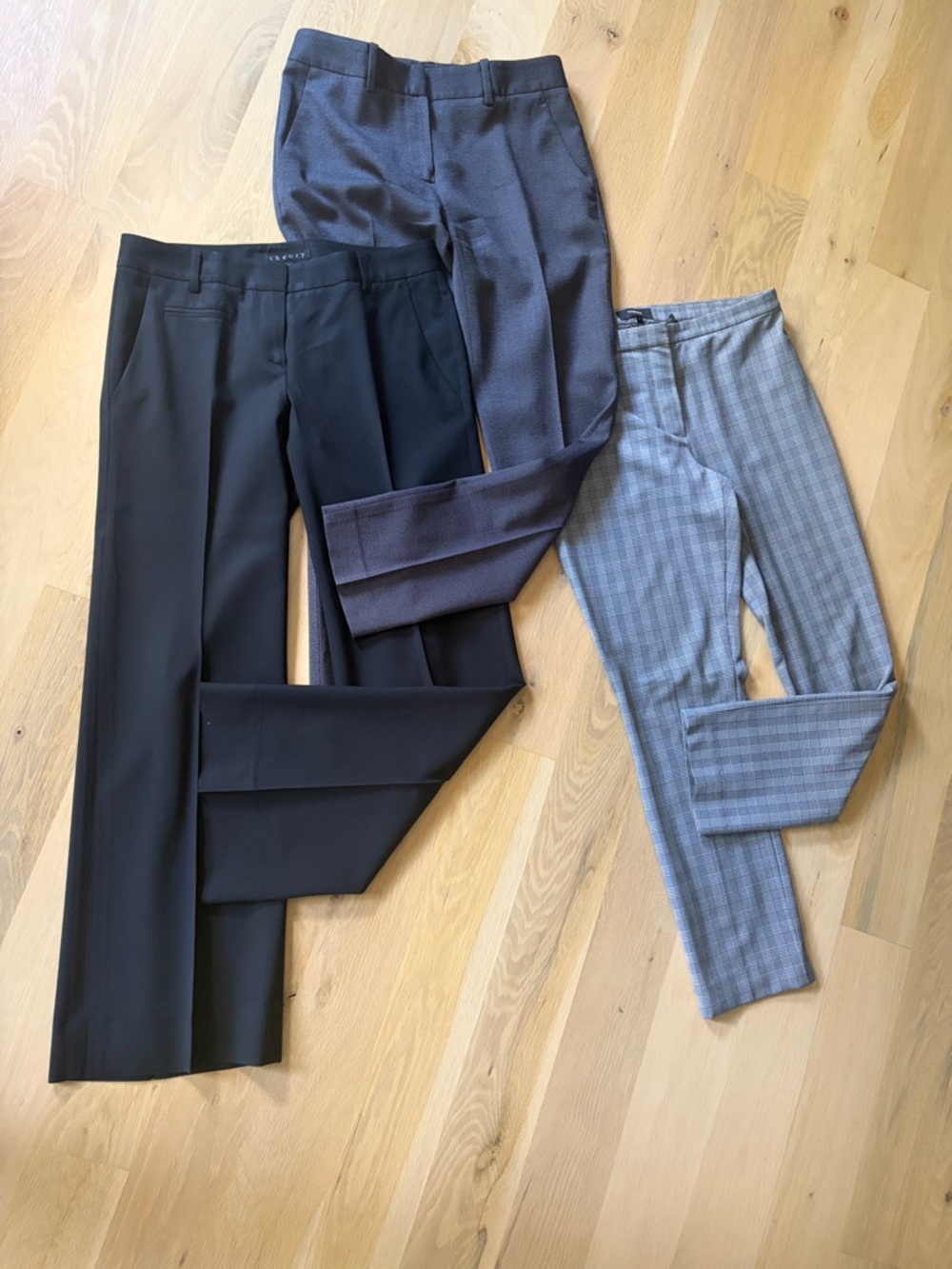 Theory Pants Size 2 - Lot 3